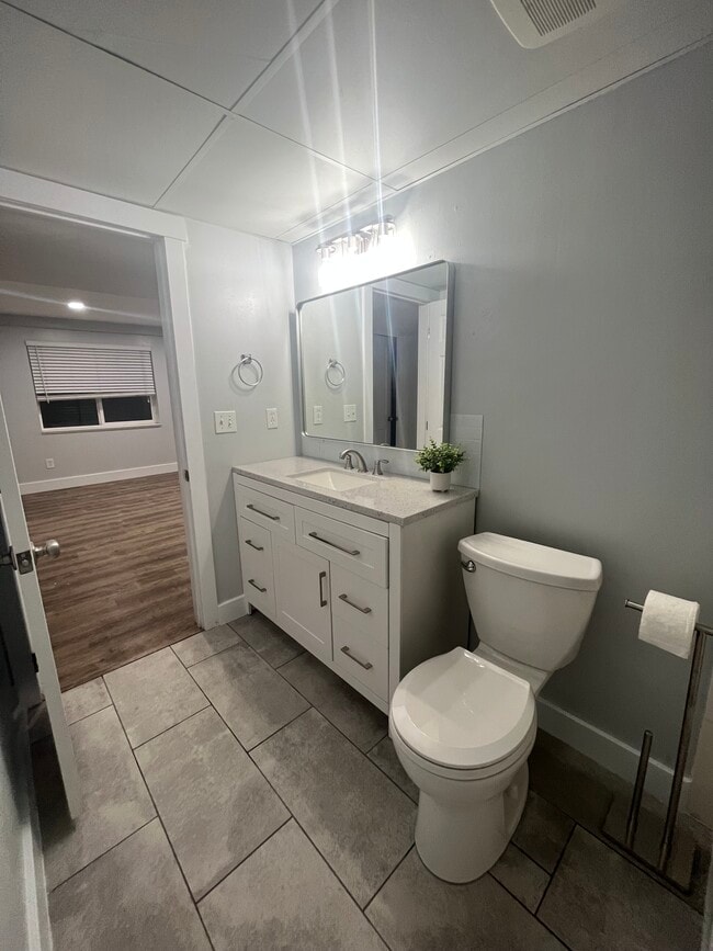 Building Photo - 315 W 500 S St