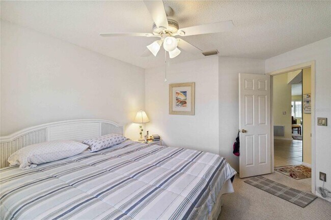 Building Photo - 5624 Ashton Lake Dr
