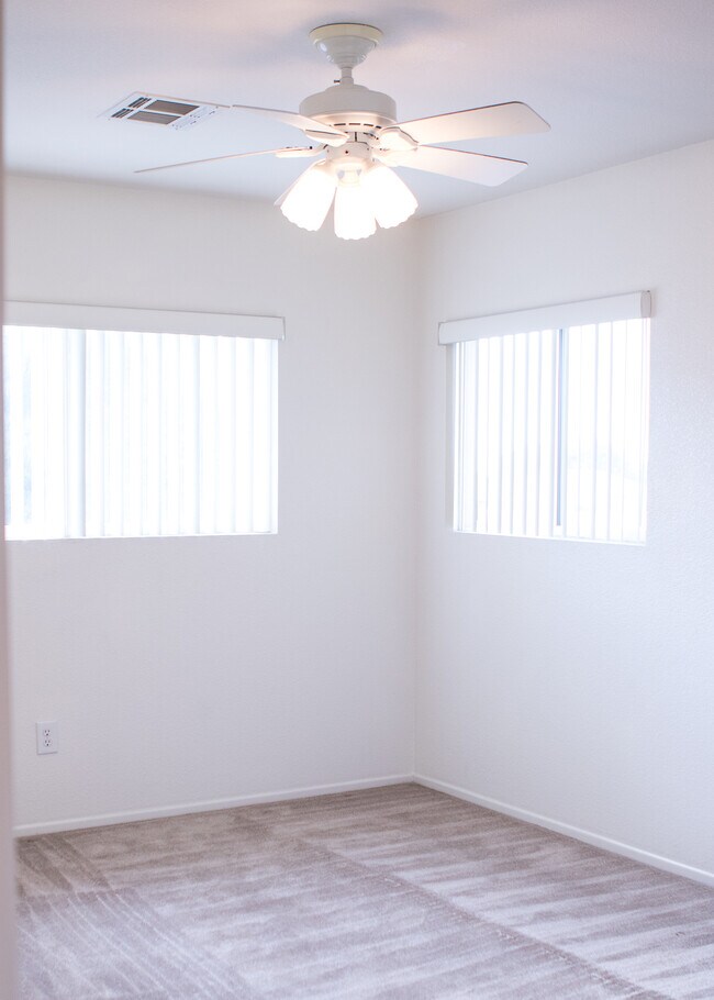 Building Photo - 1953 Marie Ave