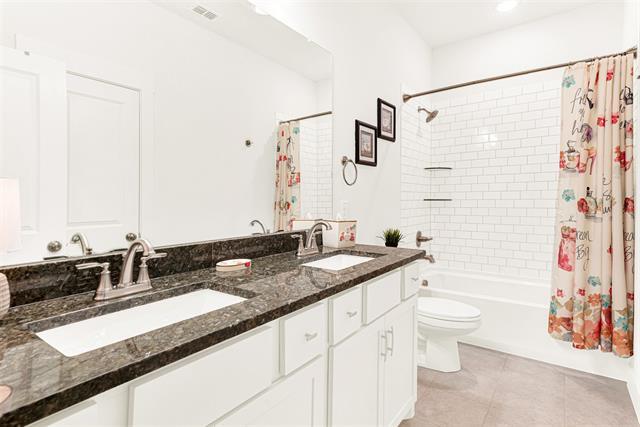 Building Photo - 7717 Reis Ln