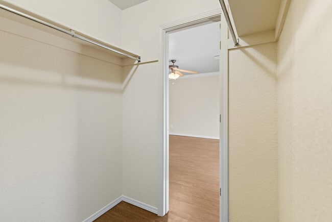 Building Photo - 2912-2914 Fairway Hamlet Ct
