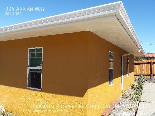 Building Photo - 934 Appian Way