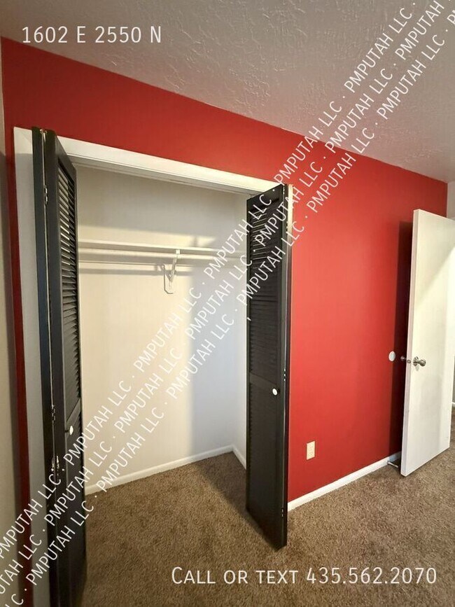 Building Photo - 1602 E 2550 N
