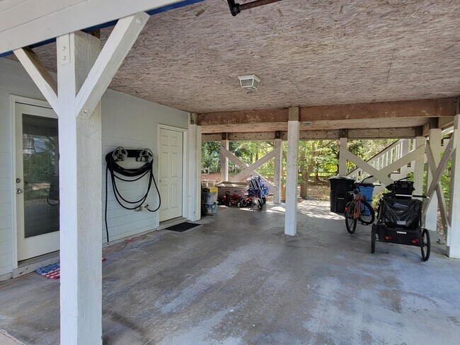 Building Photo - 118 Wyndward Ct