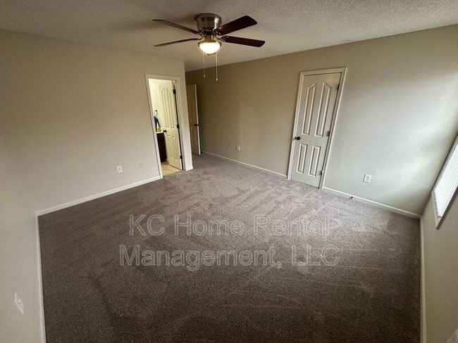 Building Photo - 820 167th Ct