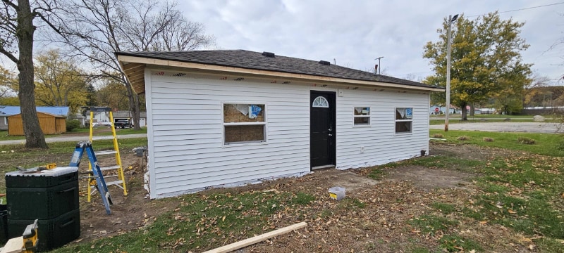 Building Photo - 120 2nd St