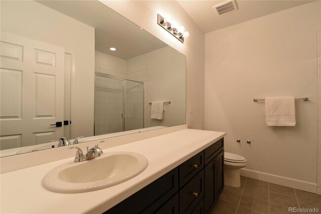 Building Photo - 5208 Silver Hare Ct