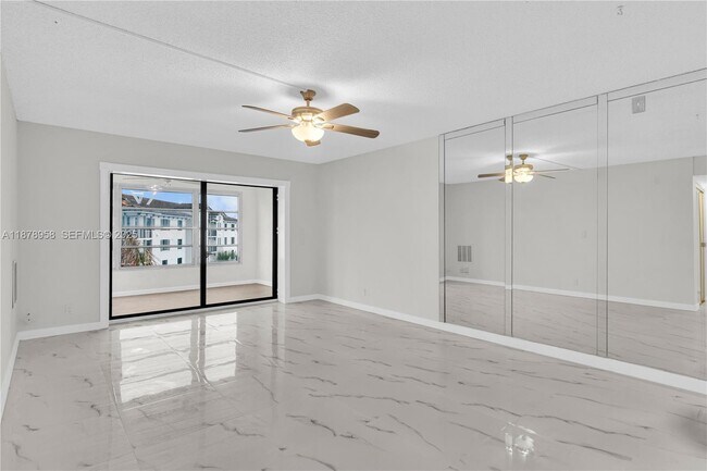 Building Photo - 9355 SW 8th St