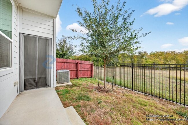 Building Photo - 8851 Oakland Rd