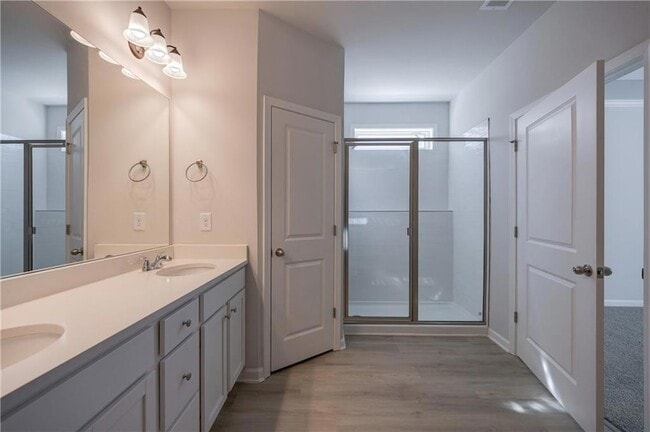 Building Photo - 853 Crossroads Ct