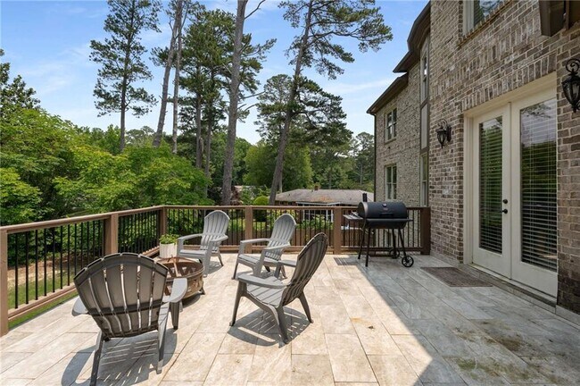 Building Photo - 6552 Long Acres Dr