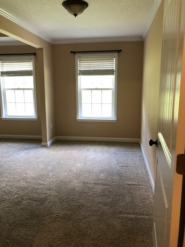 Building Photo - Coming Soon!!