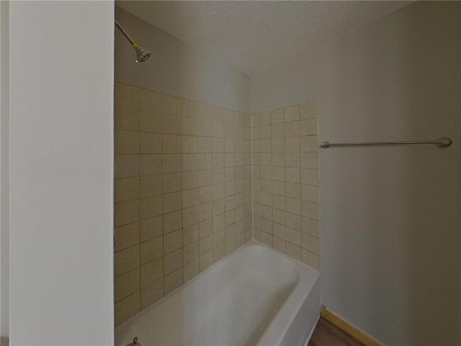 Building Photo - 2931 Woodbridge St