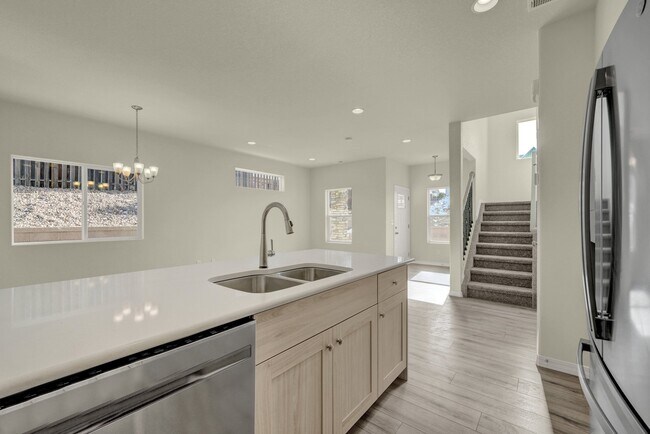 Building Photo - 6241 Felsite Grv