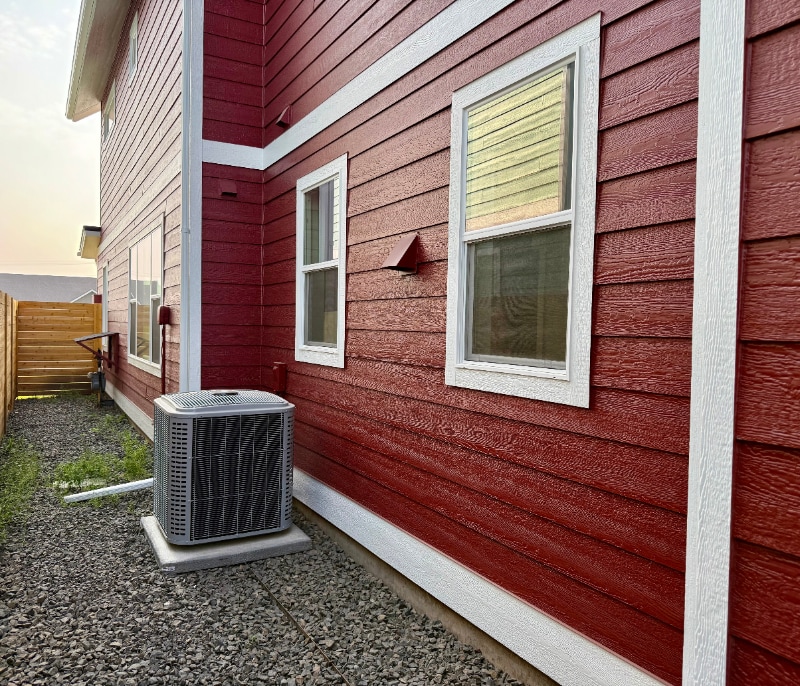 Building Photo - 604 Holstein Way