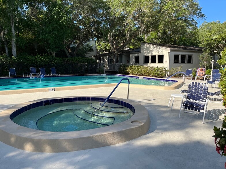 Building Photo - 1603 Bayhouse Point Dr