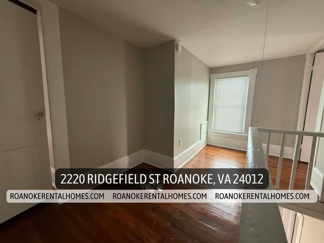 Building Photo - 2220 Ridgefield St NE