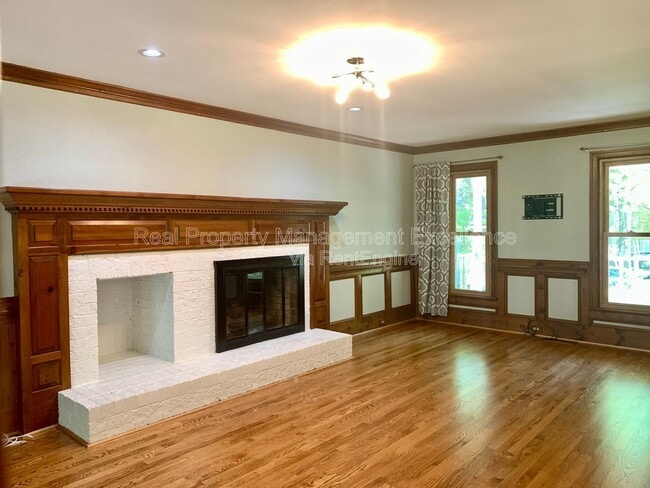 Building Photo - 2605 Diamondhitch Trail