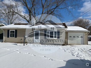 Building Photo - MADISON SCHOOL RANCH WITH GARAGE AND POLE ...