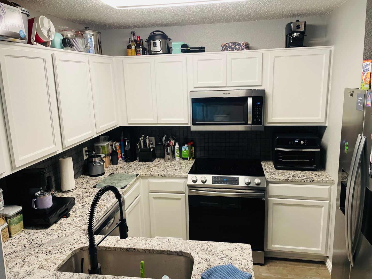 Building Photo - 5624 Giddyup Ln