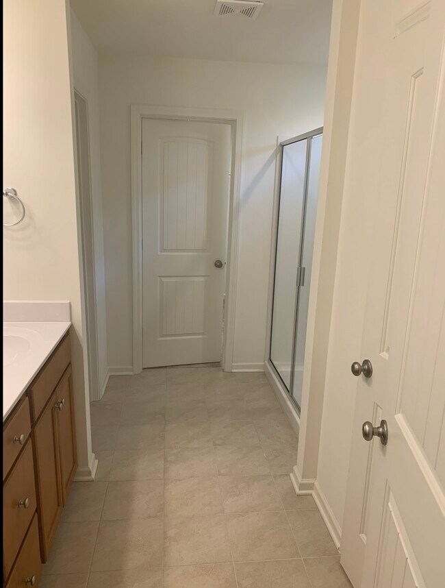 Building Photo - 3512 Slippery Elm Dr