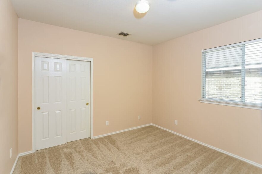 Building Photo - 6111 Briscoe Leaf