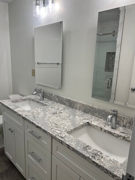 Master Bath Sinks - 1519 Marigold Way