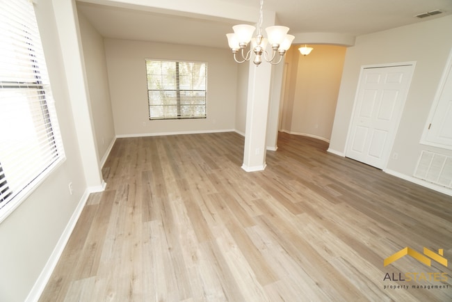 Building Photo - 401 Savannah Preserve Loop