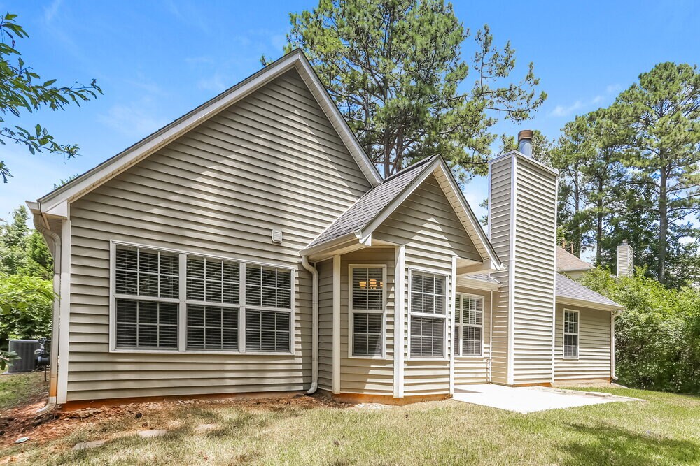 Building Photo - 5407 Sweetsprings Dr SW