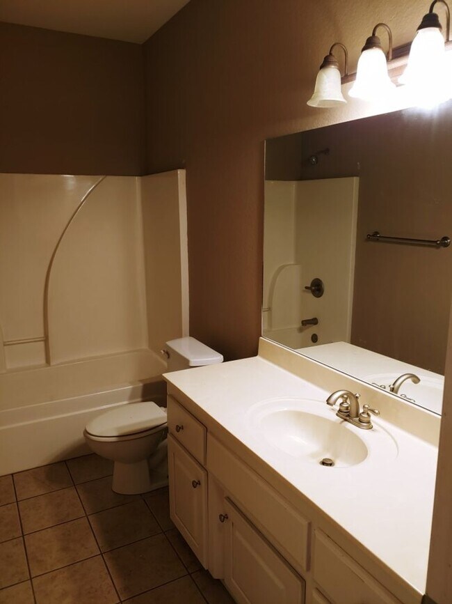Building Photo - 9124 Wetherbee Cir