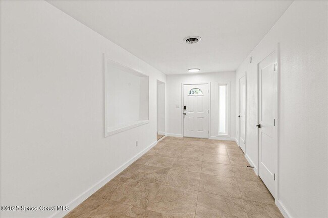 Building Photo - 2302 Ruffner Rd