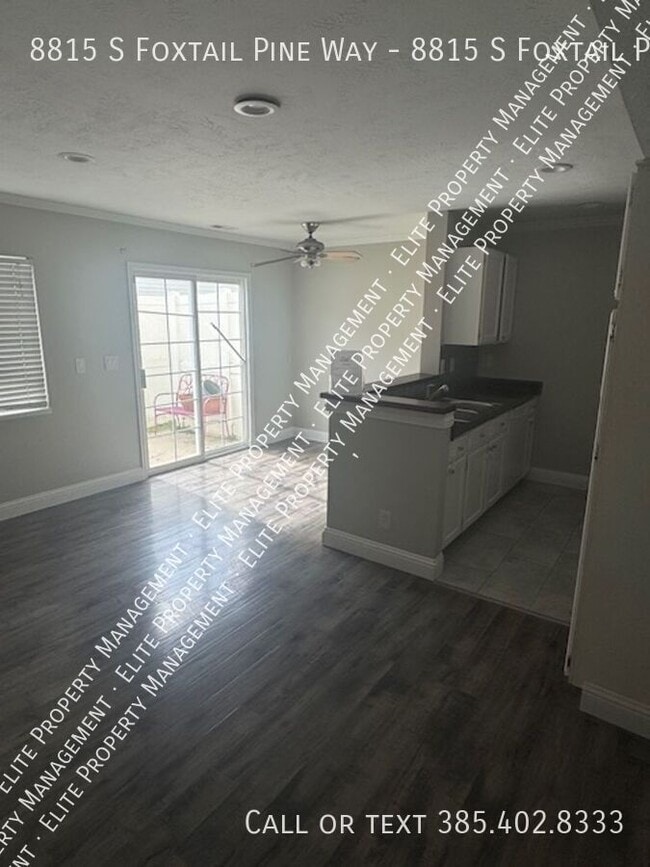Building Photo - 8815 Foxtail Pine Way