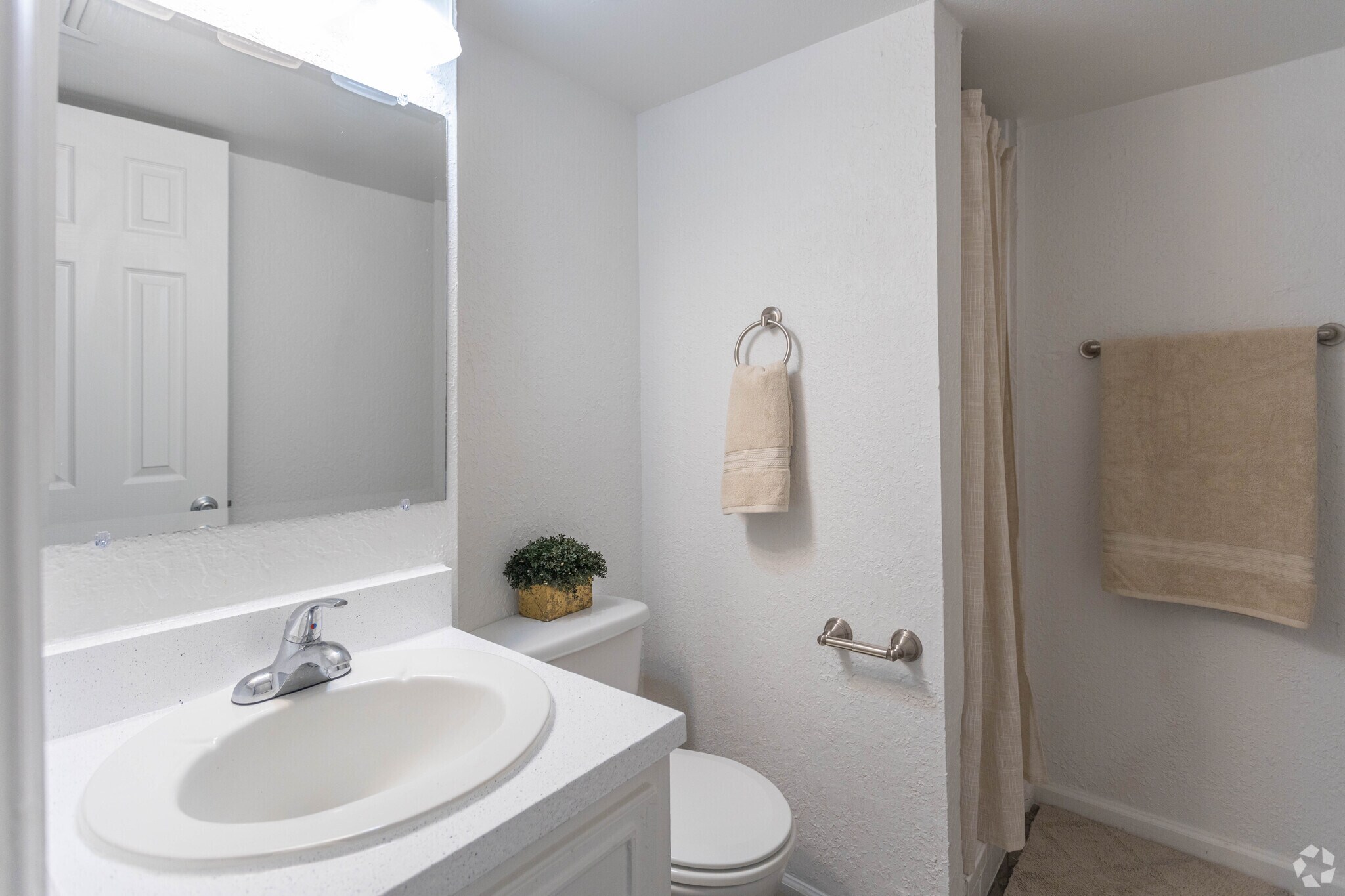 Cliffside at Mountain Park 3334 Zion Ln El Paso TX 79904 Apartment