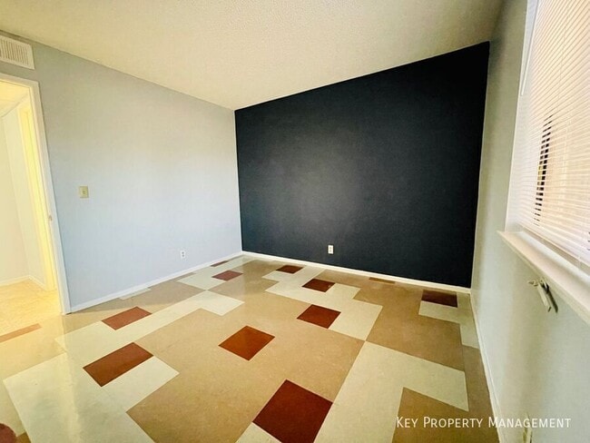 Building Photo - 3716 Snorkel Cir
