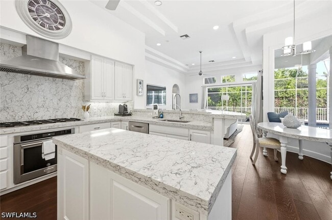 Building Photo - 2540 Half Moon Walk