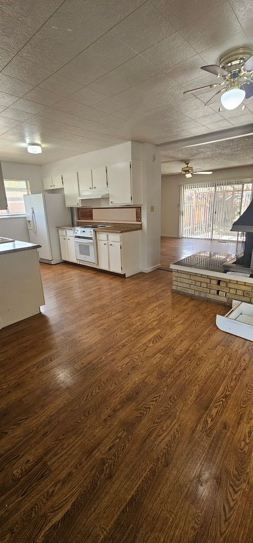 Building Photo - North West Reno 3 bed Room 2 bath 2 car garage Home For Rent,