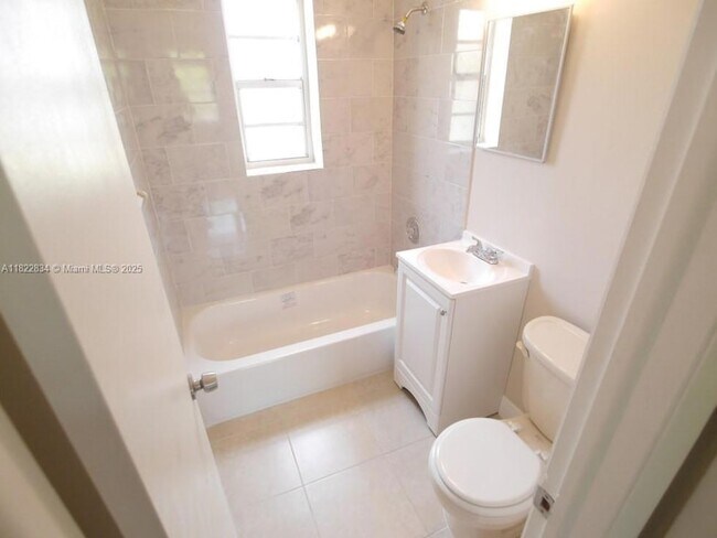 Building Photo - 6555 SW 59th Pl