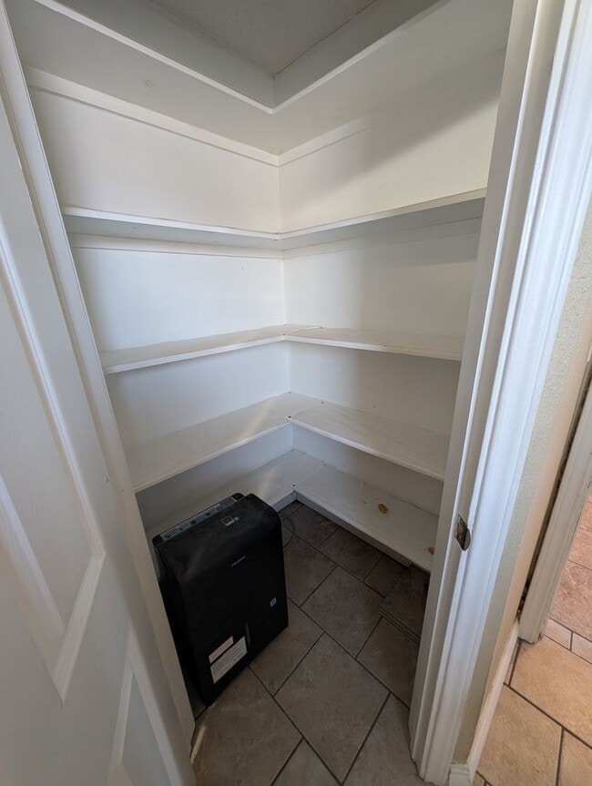 Building Photo - 3 Bedroom House in Pryor