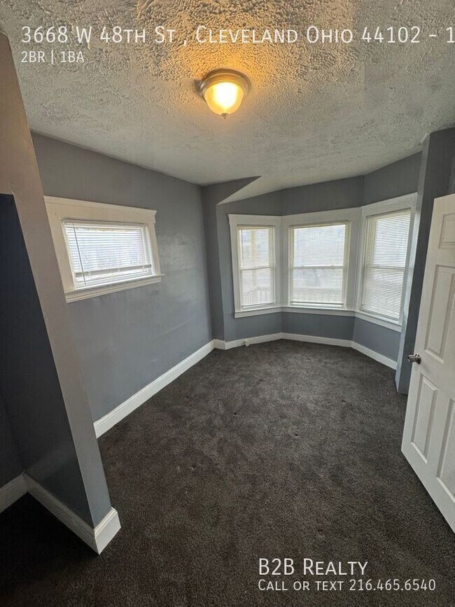 Building Photo - 3668 W 48th St