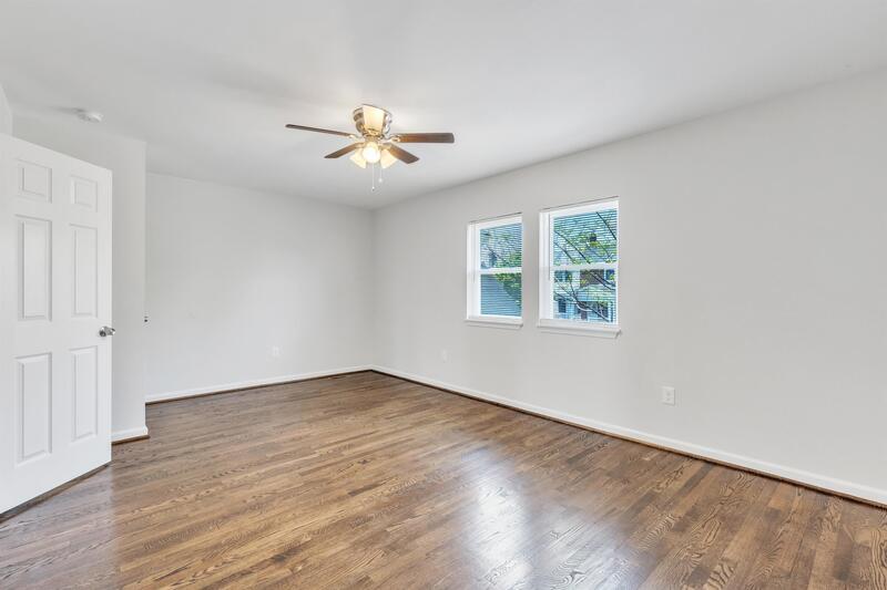 Building Photo - 731 Mt Holly St