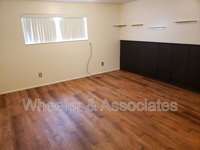 Building Photo - 137 E 5250 S