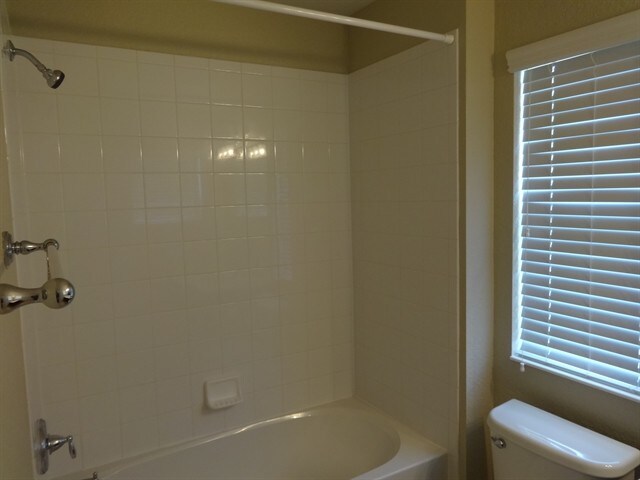 Building Photo - 7623 Colbury Ave