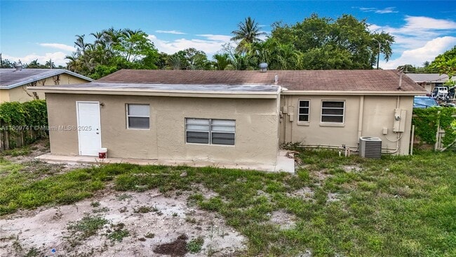 Building Photo - 1777 NW 34th Ave