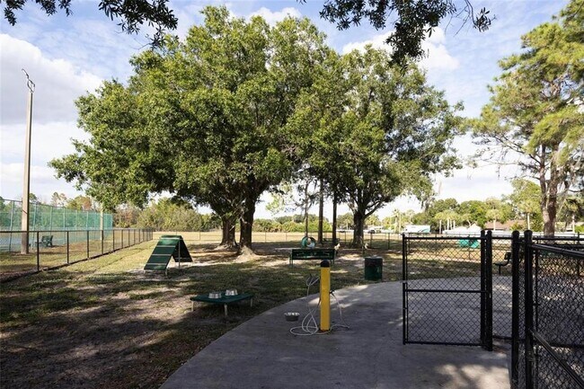 Building Photo - 10817 Brickside Ct