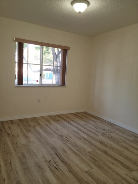 3rd bedroom - 2921 SE 13th Ave