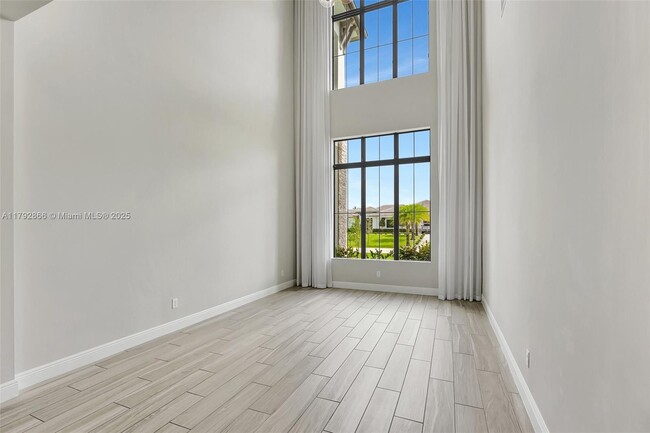 Building Photo - 17130 Magnolia Estates Dr