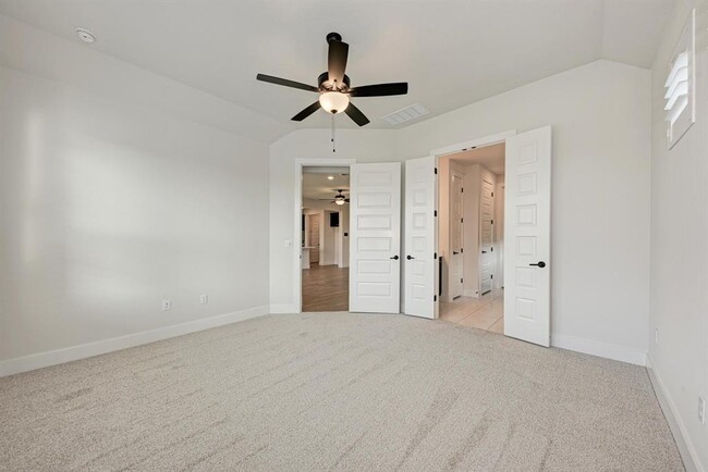 Building Photo - 8417 Thompson Teal Trl