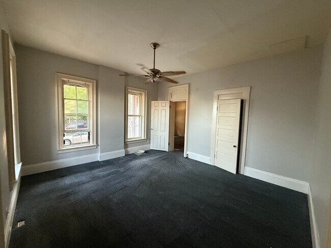 Building Photo - 308 Virginia Ave