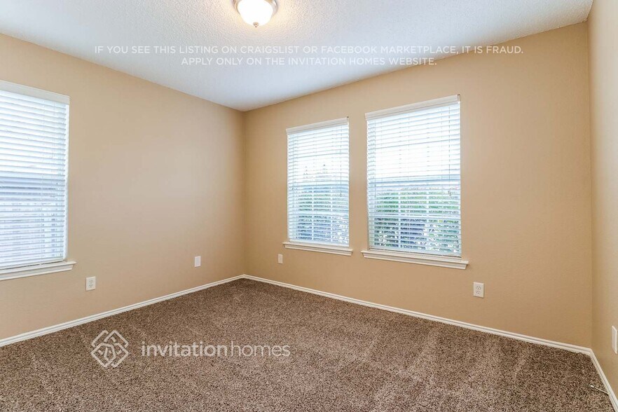 Building Photo - 9308 Lisa Ct