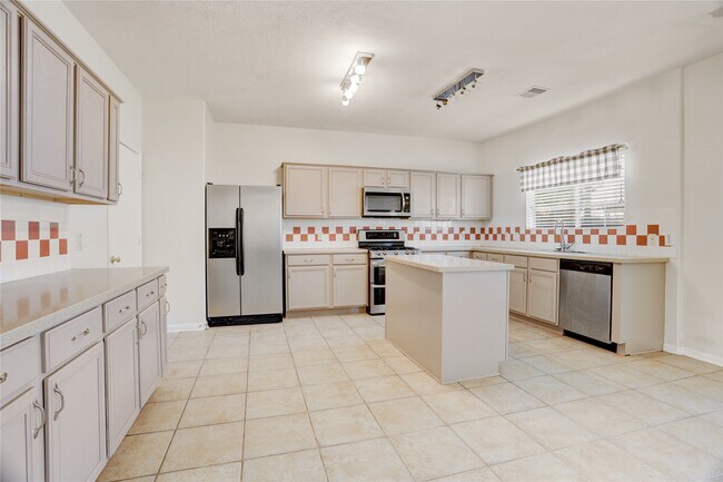 Building Photo - 2507 Willow Springs Ln